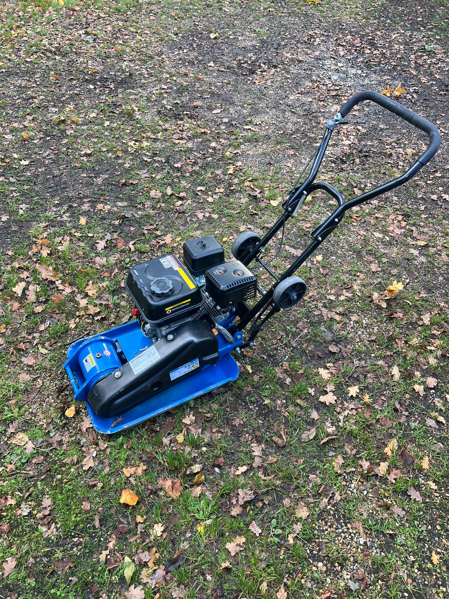 Hyundai Plate Compactor