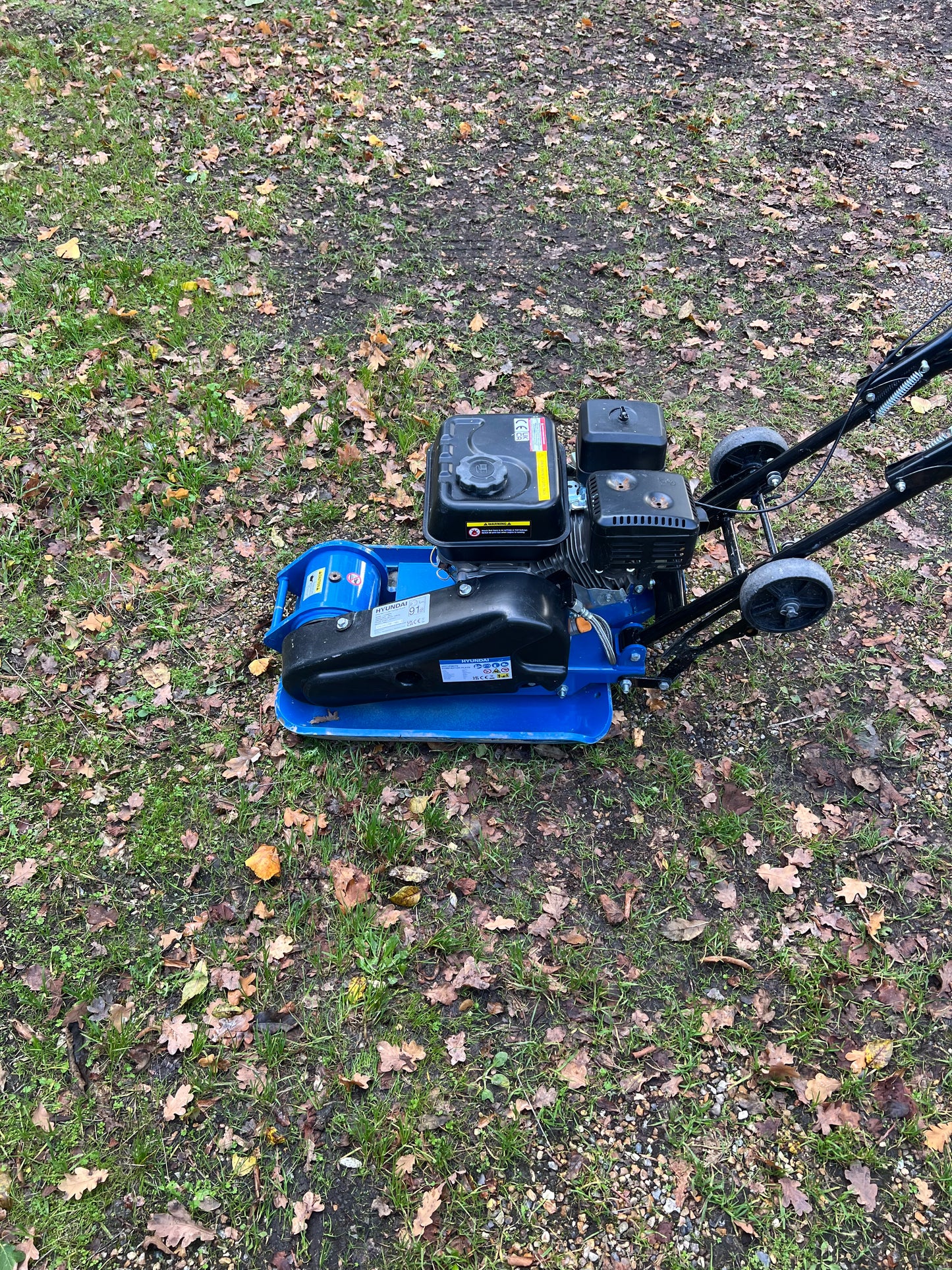 Hyundai Plate Compactor